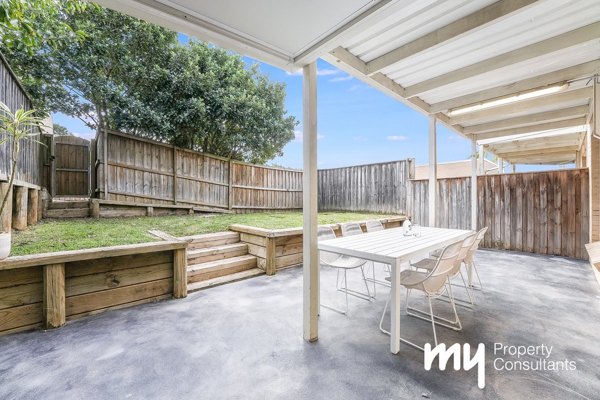 22 St Simon Close, Blair Athol - Thumbnail 5