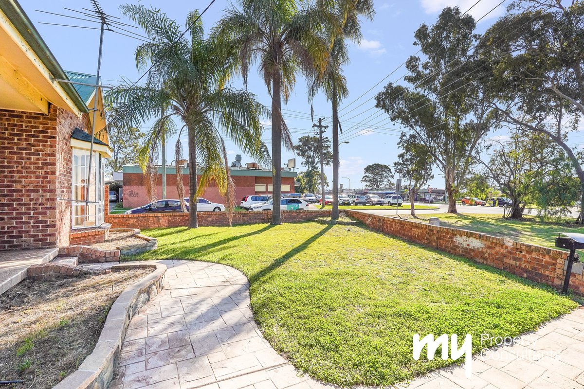 75 Saywell Road MACQUARIE FIELDS, NSW 2564 My Property Consultants