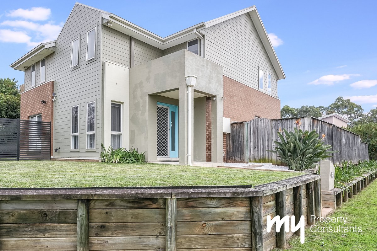 16 St Simon Close, Blair Athol - Image 1