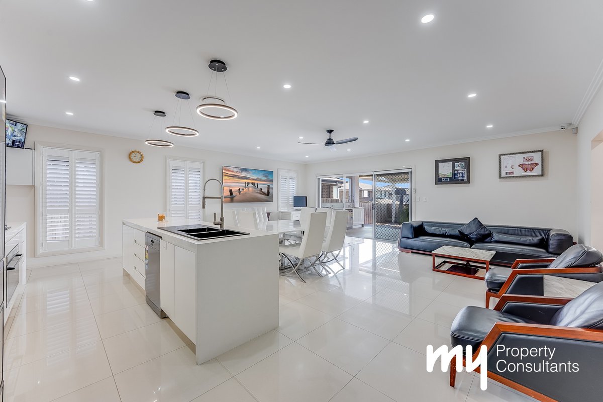 6 Dowie Drive, Claymore - Thumbnail 5